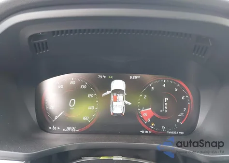 2018 Volvo Xc60 T6 Momentum из США, поврежденный, VIN LYVA22RK0JB078166